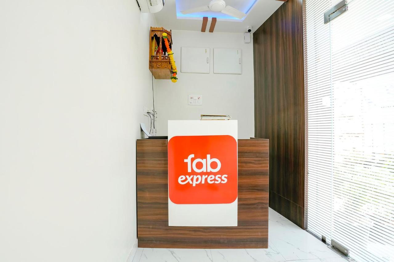 מלון Fabexpress Bhau Residency - Nr Mumbai International Airport מראה חיצוני תמונה